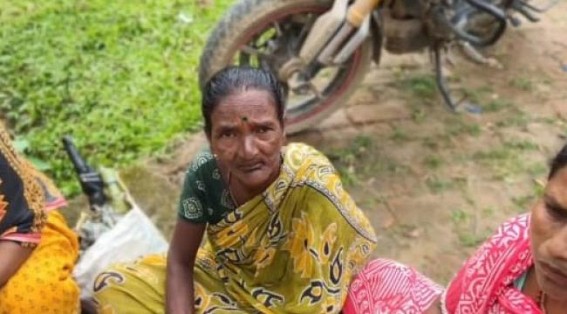 MNREGA Workers Stage Protest in Teliamura Over Non-Payment of Wages MNREGA Workers Stage Protest in Teliamura Over Non-Payment of Wages